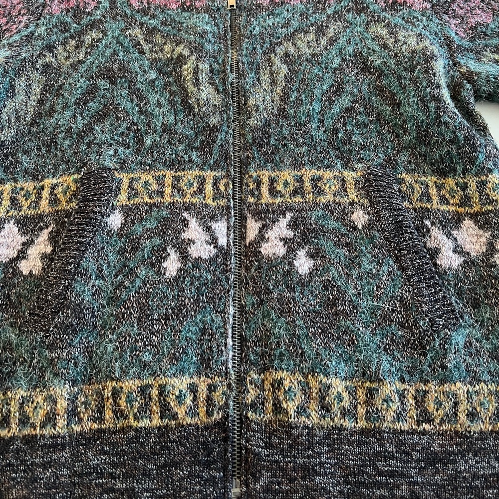 Gimmicks Women’s Sweater - Picture 3 of 14